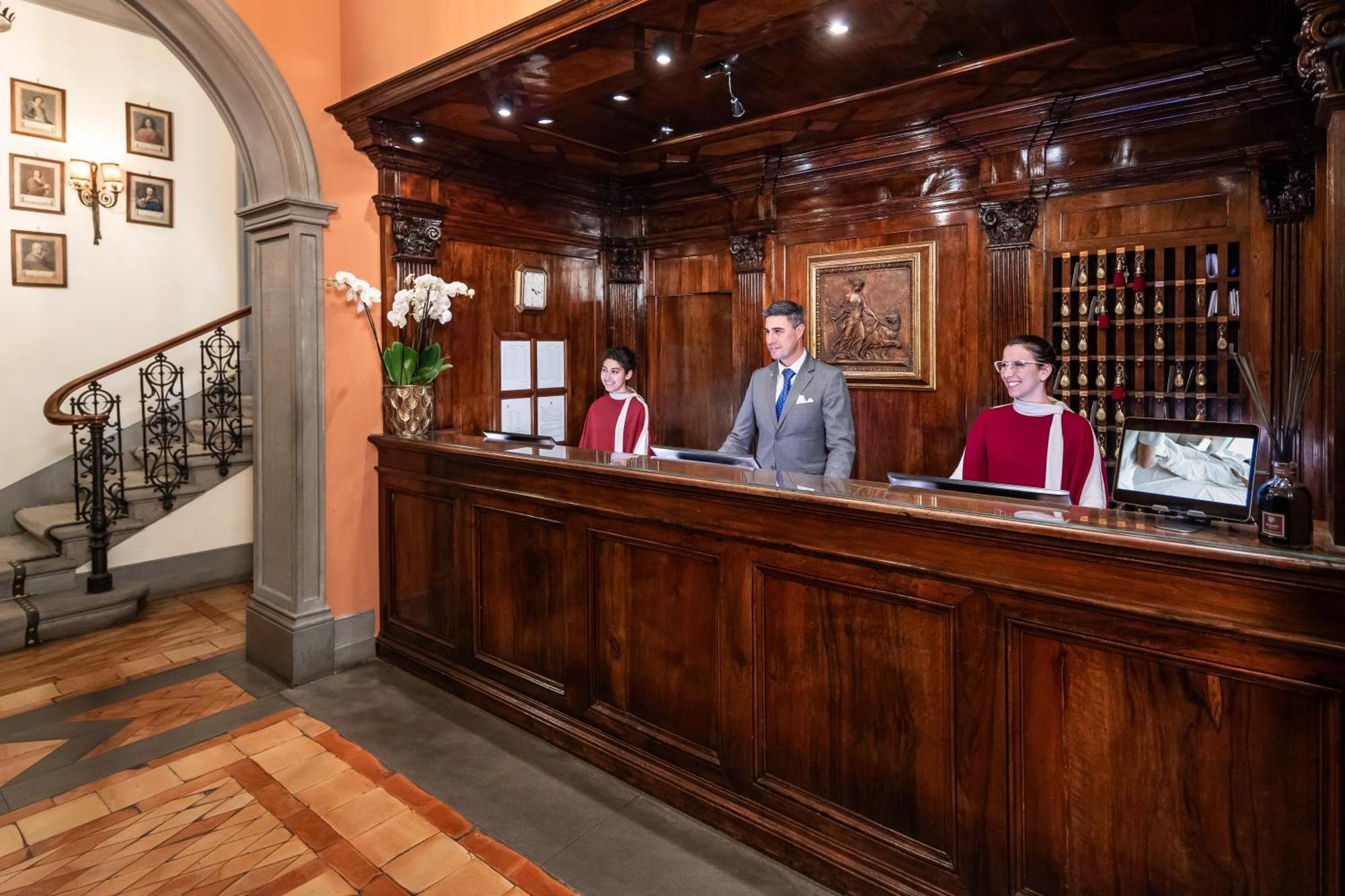 Helvetia&Bristol Firenze - Starhotels Collezione Bagian luar foto